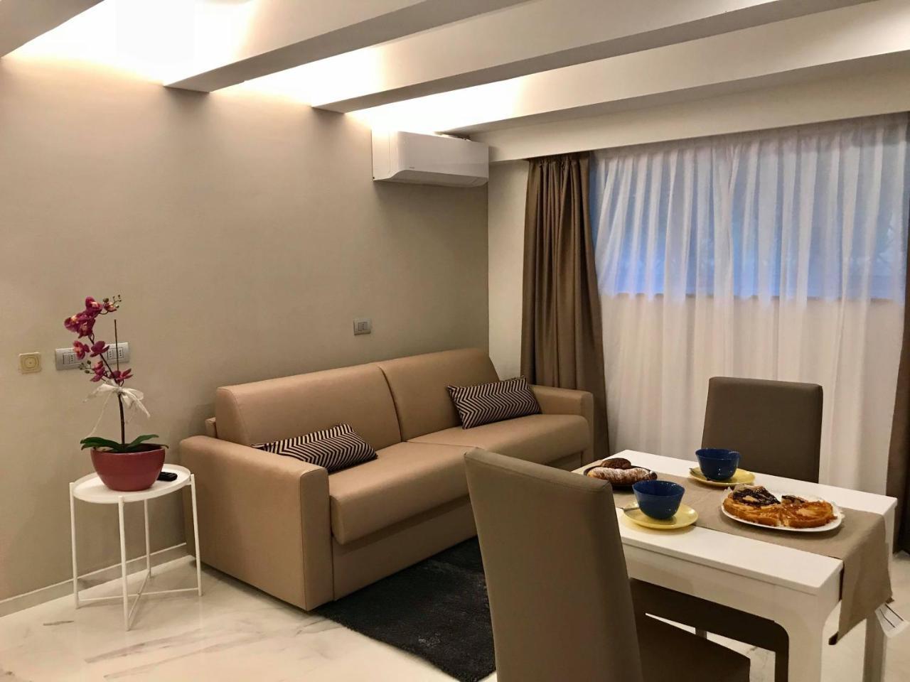 Marina Centro Suite Rimini Zewnętrze zdjęcie